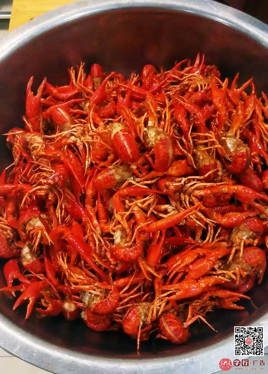 舌尖食坊,天元区舌尖食坊,广告扣板,亚克力发光字