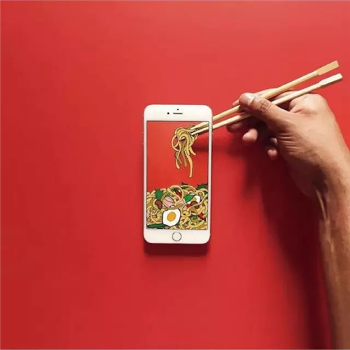 插画师遇上手机控，手机杯具了···